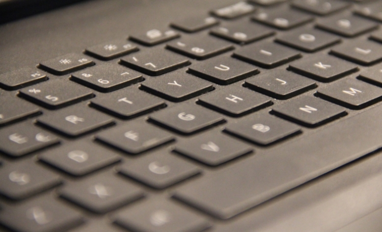 Laptop Dell Latitude: Mobilność i niezawodność dla profesjonalistów