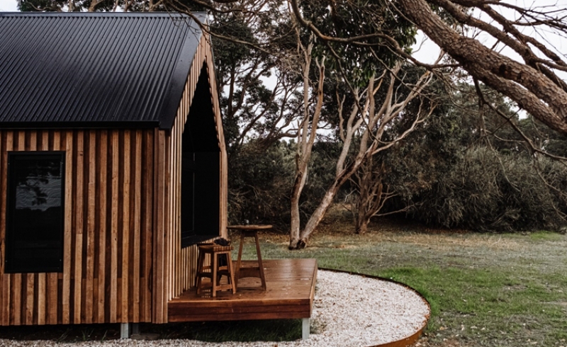 residential log cabin