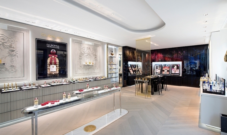 A new Guerlain Boutique in the Cour des Senteurs at Versailles