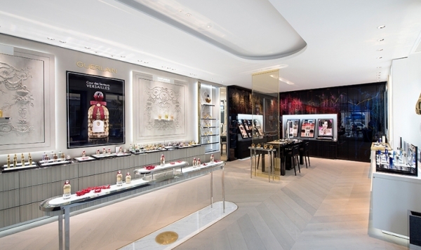 A new Guerlain Boutique in the Cour des Senteurs at Versailles